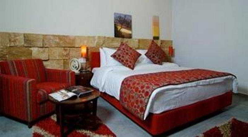 Monoberge Hotel Byblos Eksteriør billede
